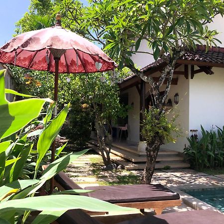 Villa Abhista Seminyak 外观 照片
