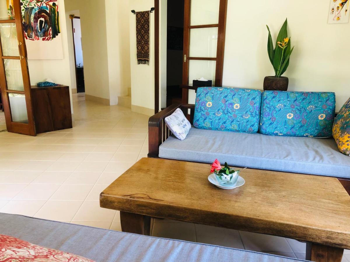 Villa Abhista Seminyak 外观 照片