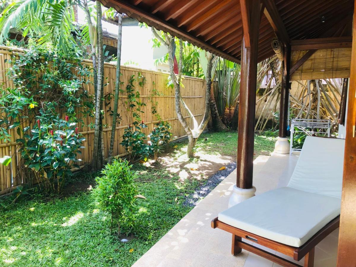 Villa Abhista Seminyak 外观 照片