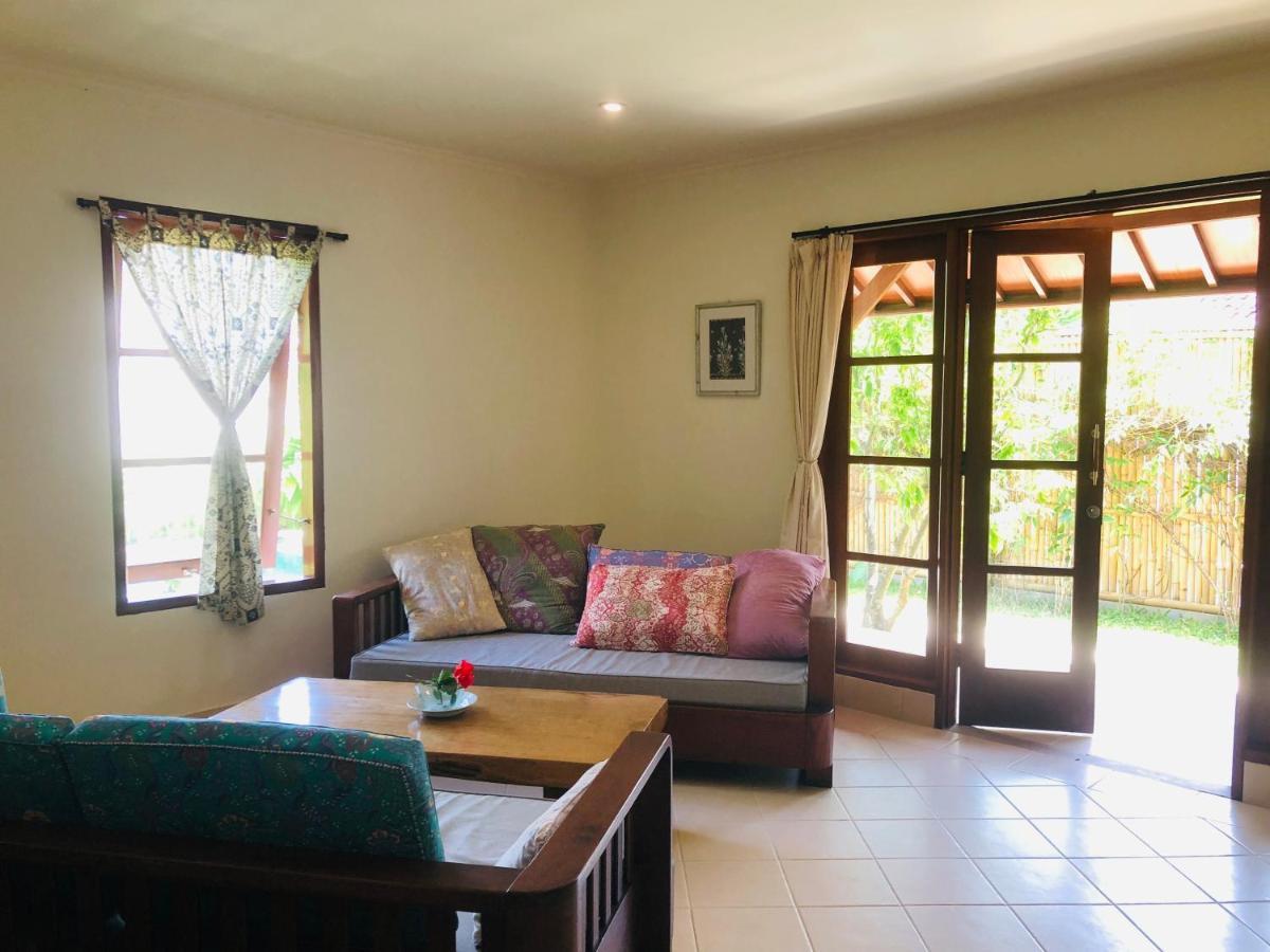 Villa Abhista Seminyak 外观 照片