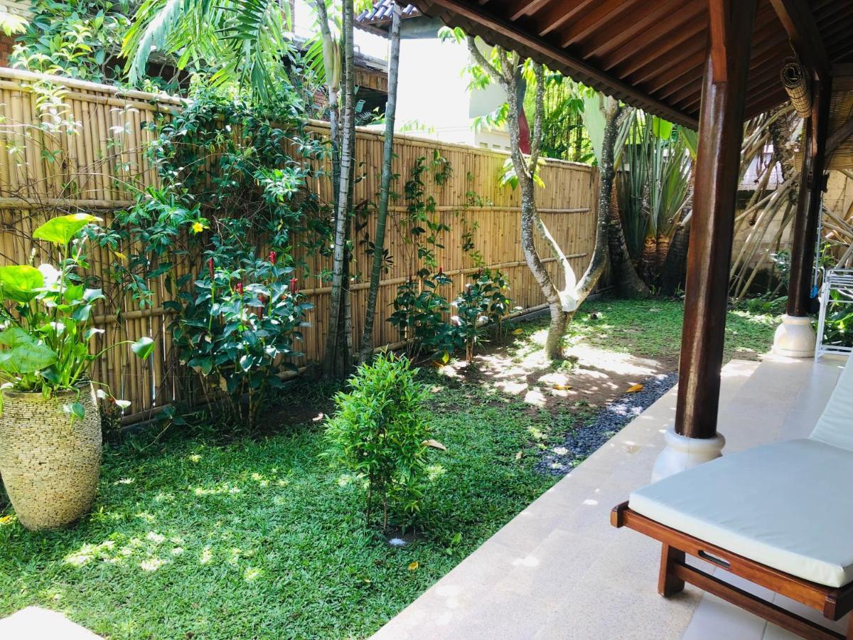 Villa Abhista Seminyak 外观 照片