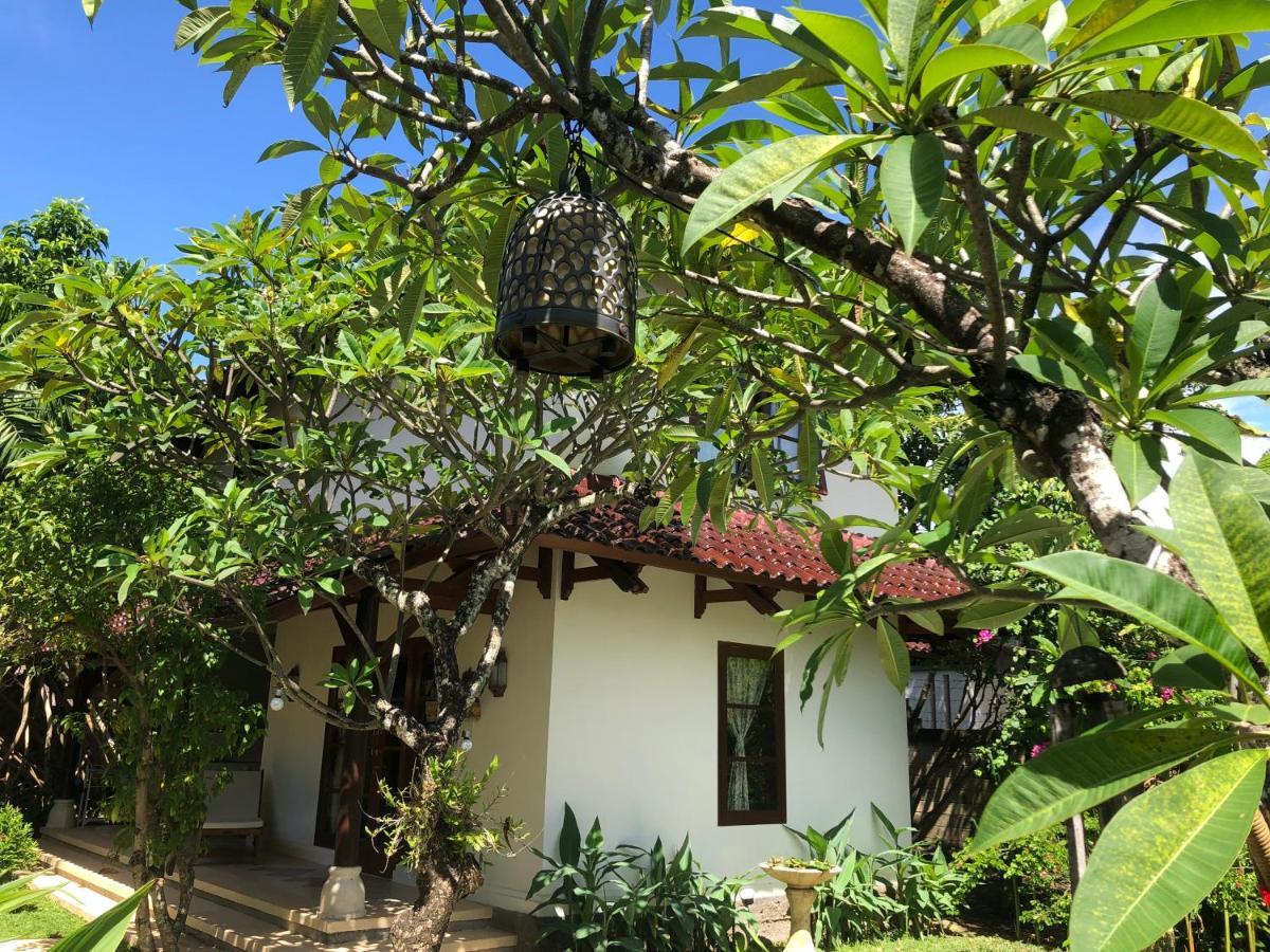Villa Abhista Seminyak 外观 照片