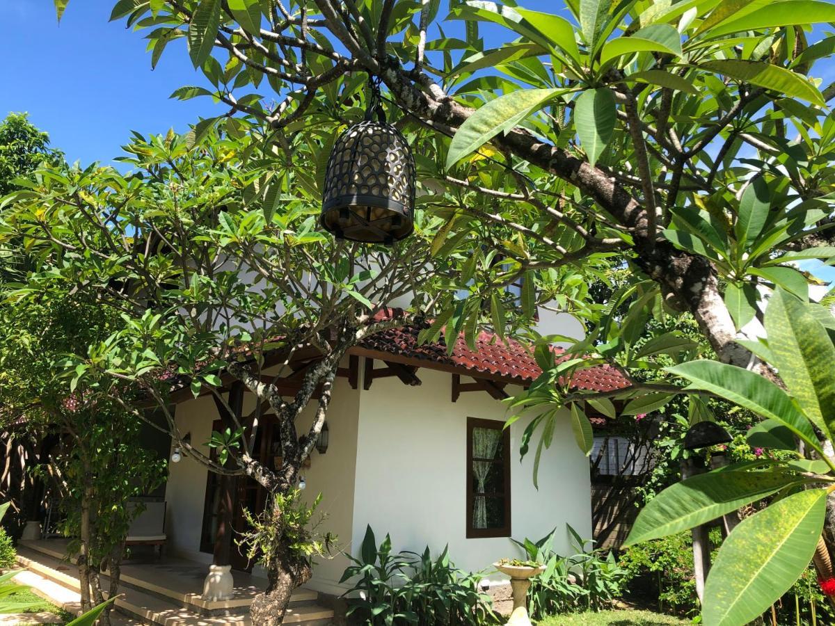 Villa Abhista Seminyak 外观 照片