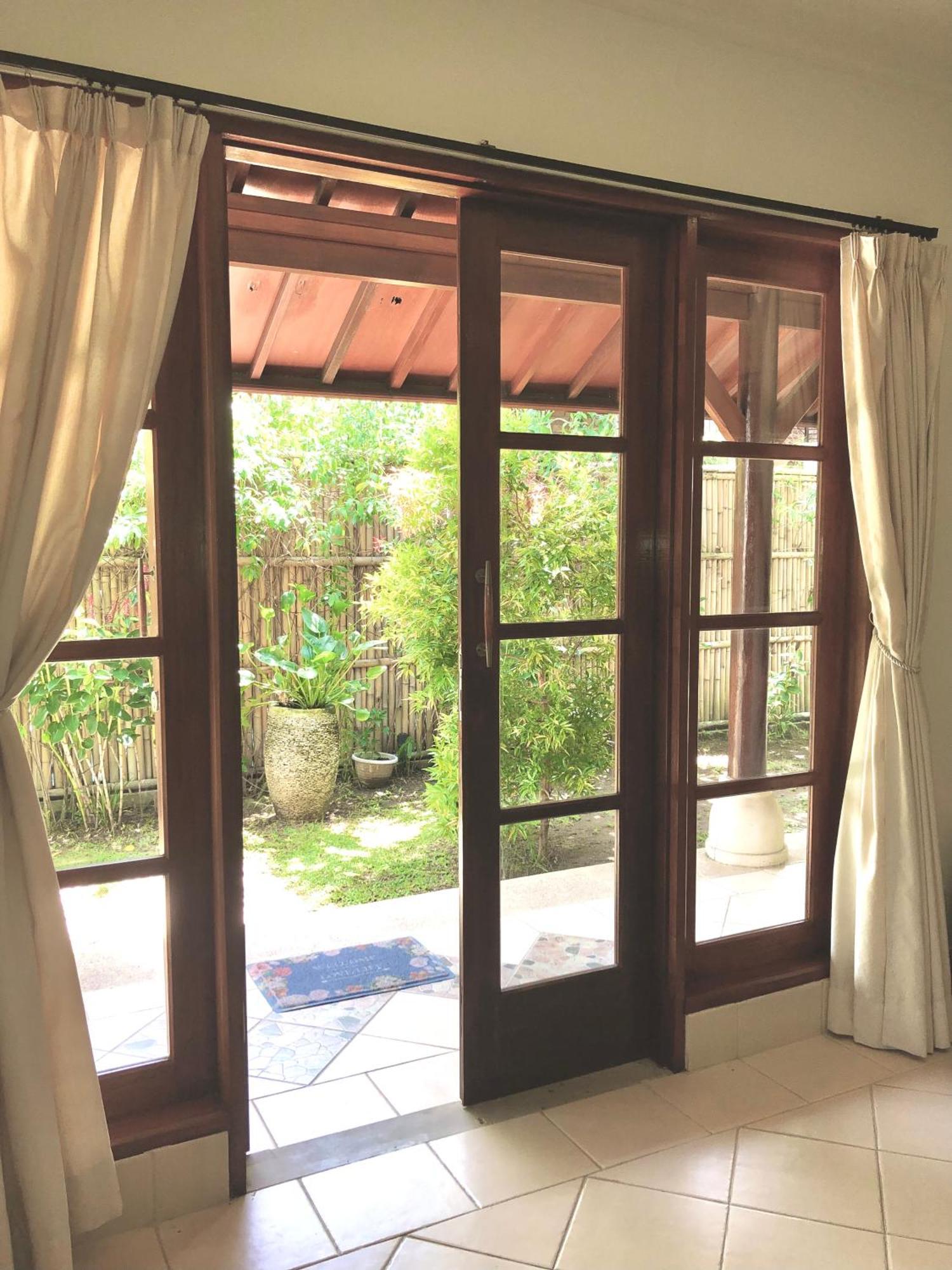Villa Abhista Seminyak 外观 照片